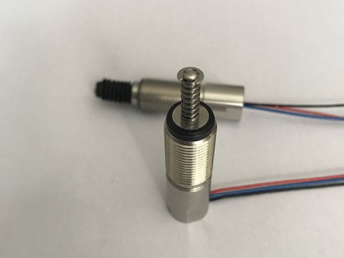 位移傳感器